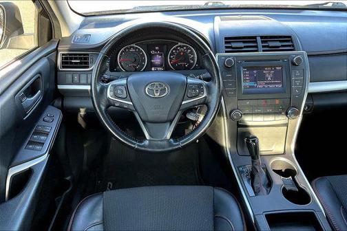 2016 Toyota Camry XLE