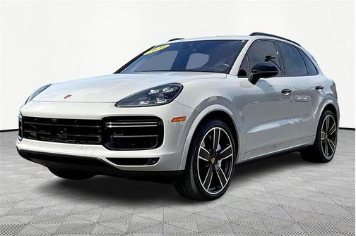 2023 Porsche Cayenne Turbo