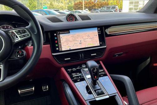 2023 Porsche Cayenne Turbo