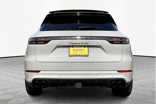 2023 Porsche Cayenne Turbo