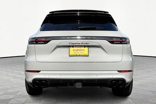 2023 Porsche Cayenne Turbo
