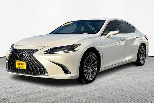 2025 Lexus ES 300h Luxury