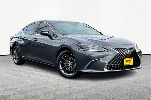 2022 Lexus ES 300h Luxury