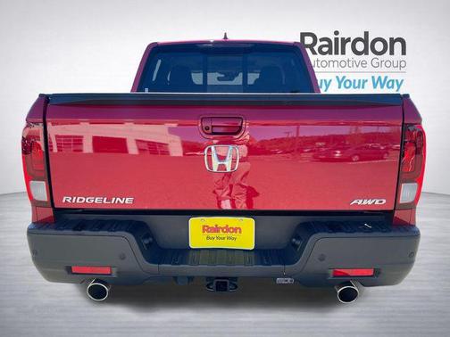 Radiant Red Metallic II 2023 Honda Ridgeline RTL-E
