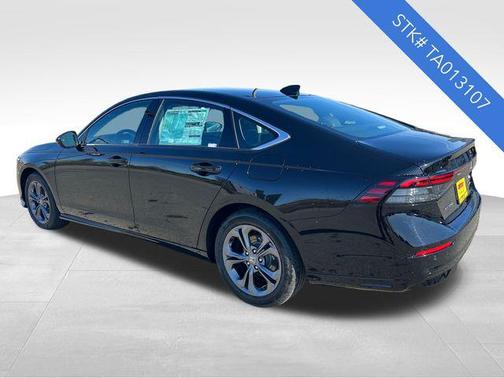 Crystal Black Pearl 2026 Honda Accord Hybrid EX-L