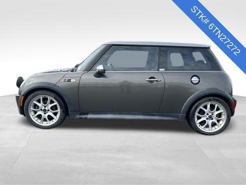 2006 MINI Cooper S Base