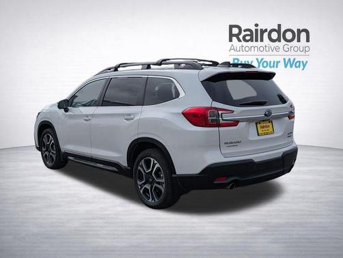 Crystal White Pearl 2023 Subaru Ascent Limited 7-Passenger
