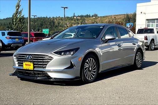 2020 Hyundai SONATA Hybrid SE