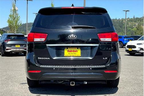 2016 Kia Sedona LX