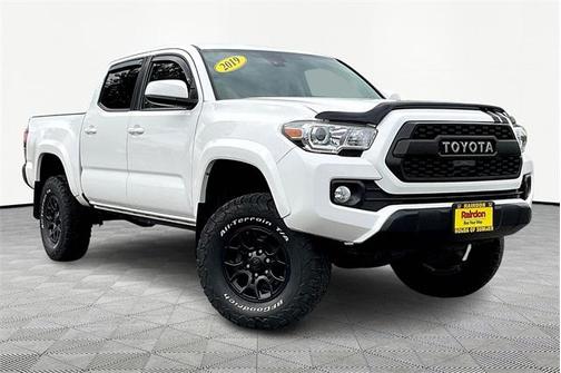 2019 Toyota Tacoma SR