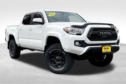 2019 Toyota Tacoma SR