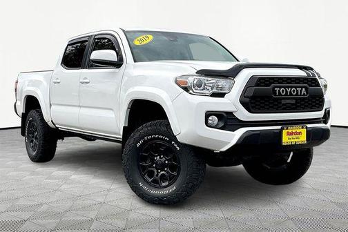 2019 Toyota Tacoma SR