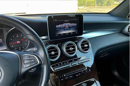 2017 Mercedes-Benz GLC 300 4MATIC