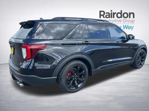 Agate Black Metallic 2023 Ford Explorer ST