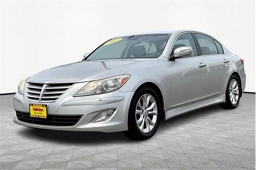 2012 Hyundai Genesis 3.8