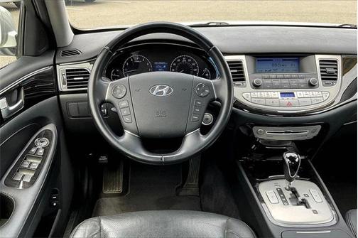 2012 Hyundai Genesis 3.8