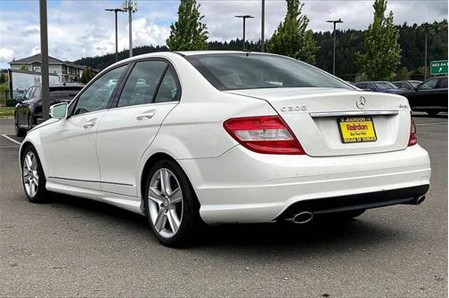 2011 Mercedes-Benz C-Class C 300 4MATIC Sport