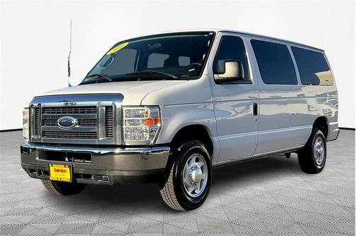 2011 Ford E350 Super Duty XLT