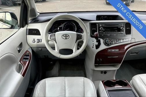2012 Toyota Sienna XLE