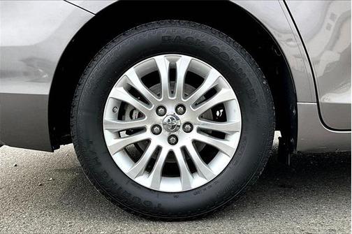 2012 Toyota Sienna XLE
