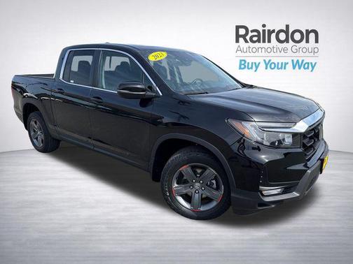 Crystal Black Pearl 2023 Honda Ridgeline RTL