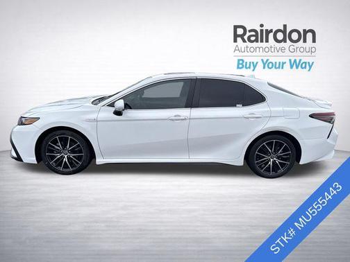 2021 Toyota Camry SE