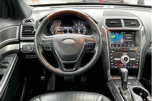 2019 Ford Explorer Platinum