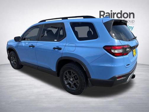 Diffused Sky Pearl 2023 Honda Pilot AWD TrailSport