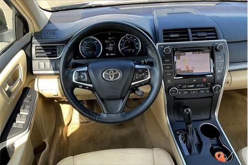 2015 Toyota Camry Hybrid XLE