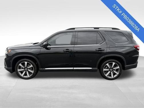 2023 Honda Pilot AWD Elite