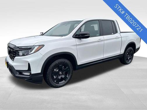 Platinum White Pearl 2026 Honda Ridgeline Black