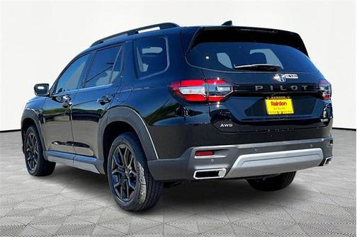 2025 Honda Pilot Touring 8-Passenger