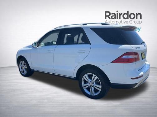 Polar White 2015 Mercedes-Benz M-Class 4MATIC