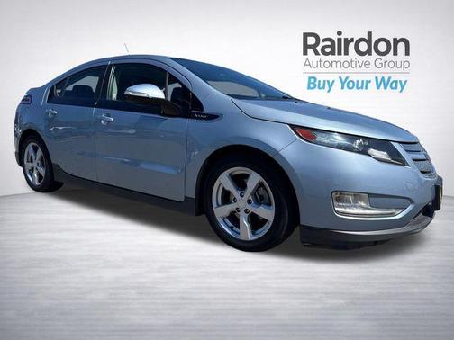 Silver Topaz Metallic 2013 Chevrolet Volt Base