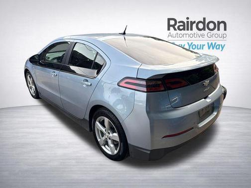 Silver Topaz Metallic 2013 Chevrolet Volt Base