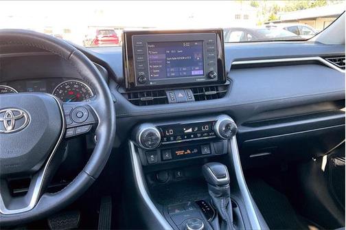 2021 Toyota RAV4 Hybrid XLE Premium