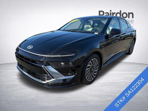 2025 Hyundai SONATA Hybrid SE