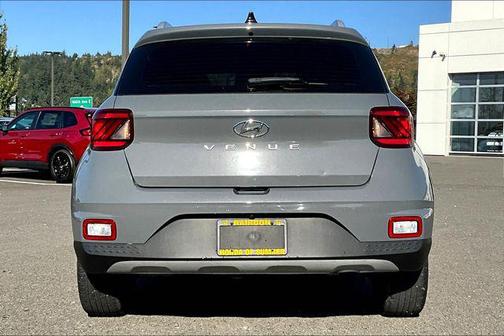 2021 Hyundai VENUE SEL