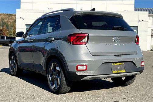 2021 Hyundai VENUE SEL