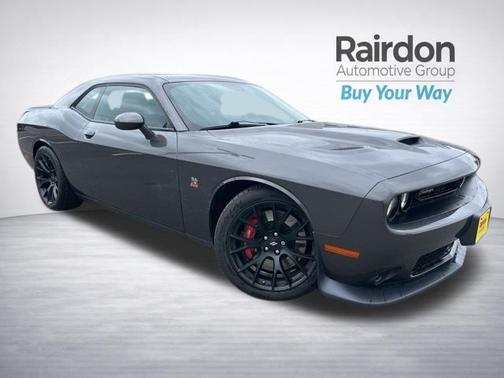 Granite Pearlcoat 2019 Dodge Challenger R/T Scat Pack