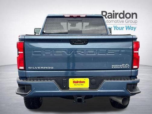 Lakeshore Blue Metallic 2024 Chevrolet Silverado 3500 High Country