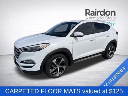 White 2017 Hyundai TUCSON Sport