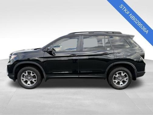 2022 Honda Passport AWD TrailSport