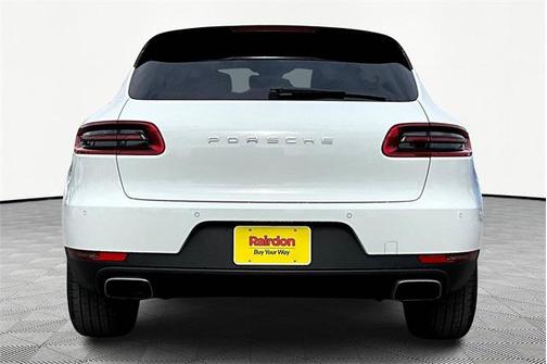 2017 Porsche Macan Base