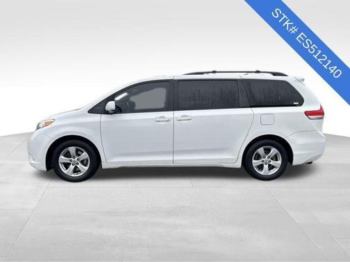 2014 Toyota Sienna LE