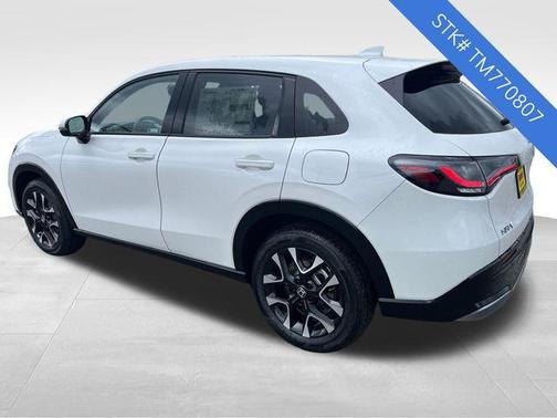 Platinum White Pearl 2026 Honda HR-V EX-L