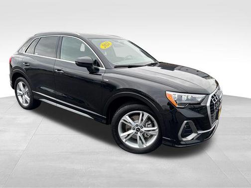 2021 Audi Q3 45 S line Premium