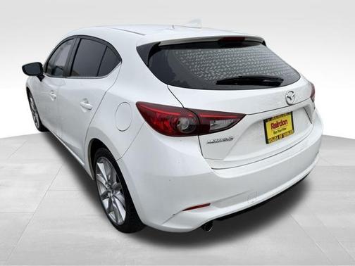 2017 Mazda Mazda3 Grand Touring