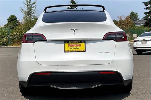 2021 Tesla Model Y Long Range Dual Motor All-Wheel Drive