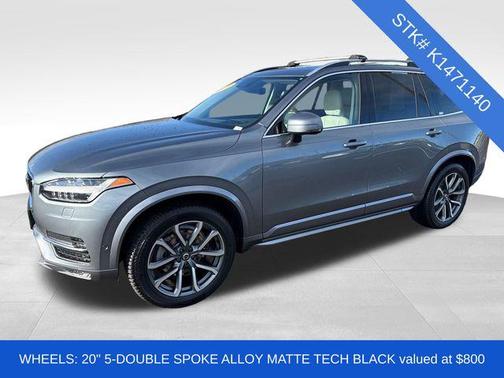 2019 Volvo XC90 T6 Momentum